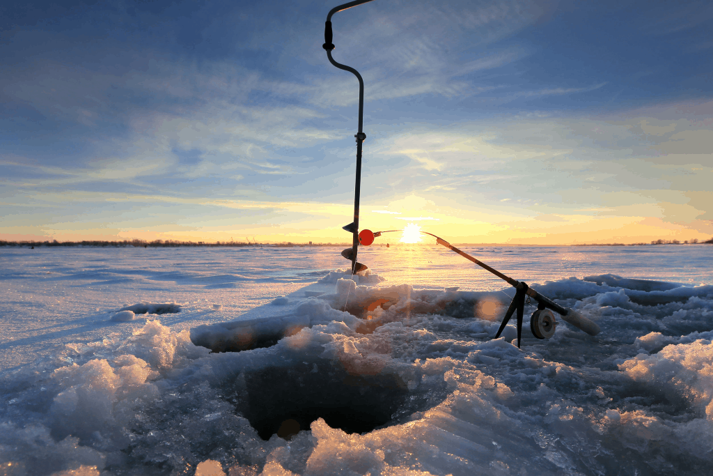 hand ice auger
